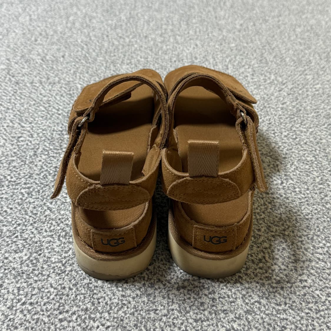 [정가 23만원] UGG 어그 스트랩 샌들 240 상품이미지7