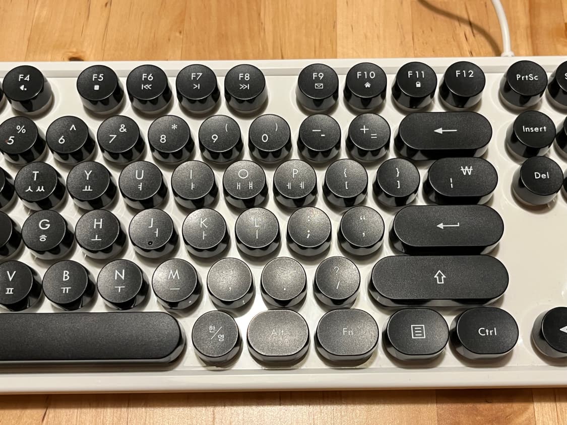 🖥️ actto KBD-47 레트로  감성 유선 키보드 판매합니다 상품이미지4