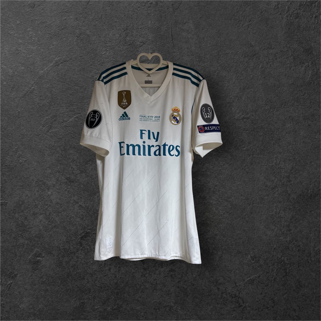 17-18 레알 마드리드 홈 챔스결승 모드리치 유니폼 상품이미지1
