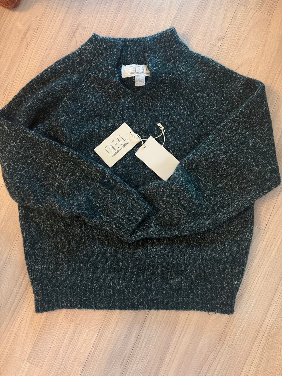 ERL 그린 알파카 스웨터 상품이미지2