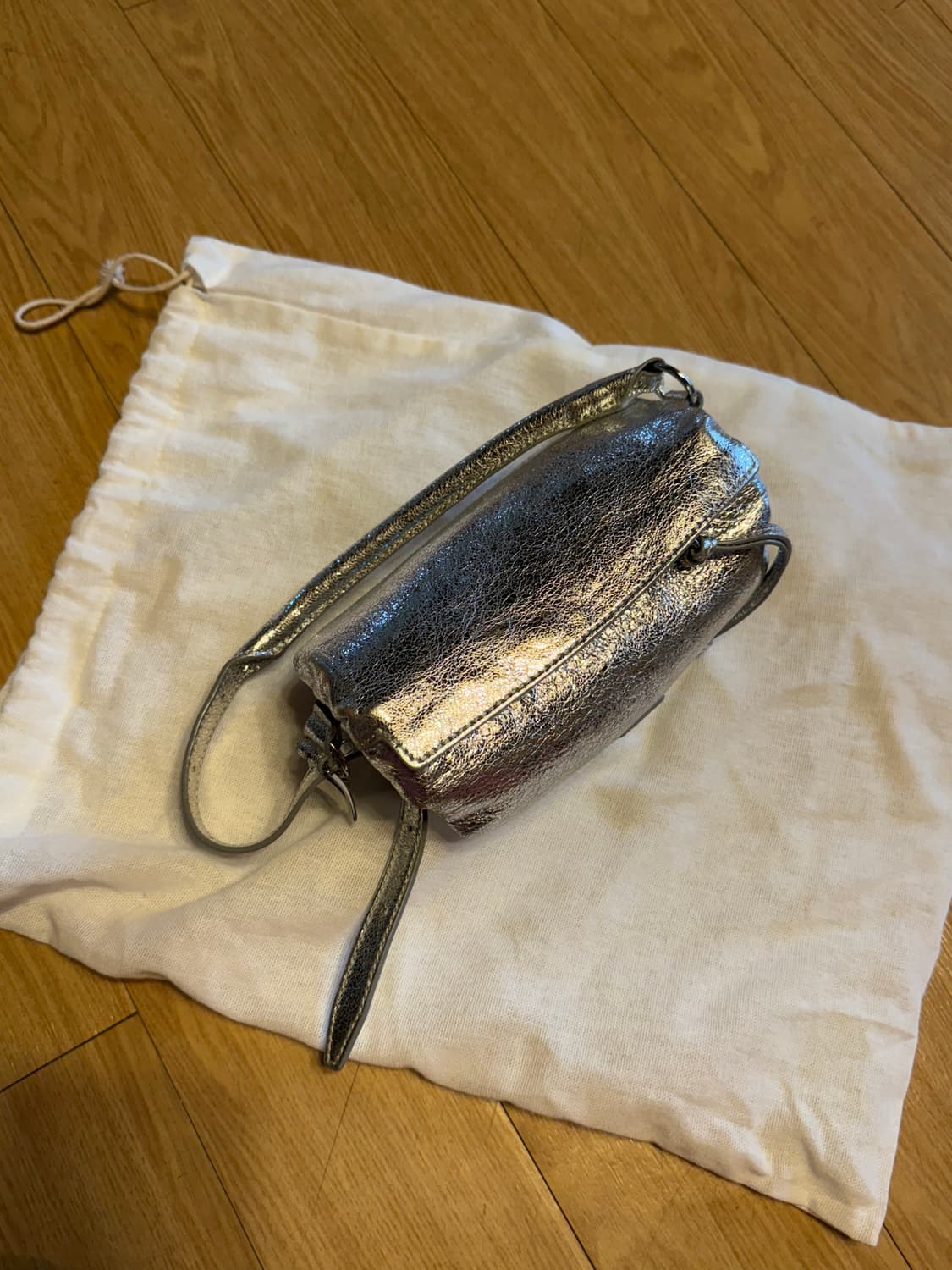 더오픈프로덕트 mini pillow bag 상품이미지2