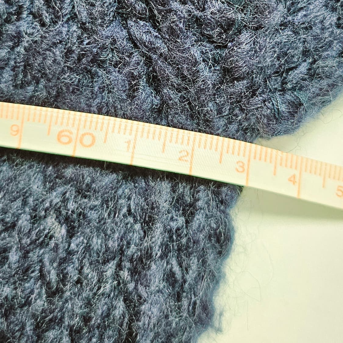 [1 Size][더오픈프로덕트]백 스트라이프 컷 아웃 니트 스웨터 상품이미지8