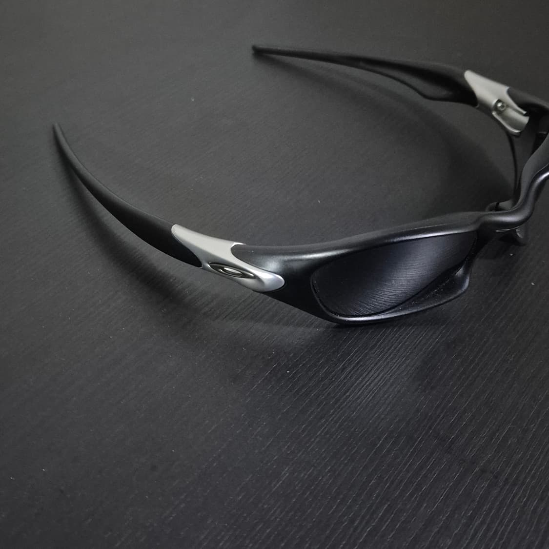오클리 밸브 1.0 선글라스 상품이미지3