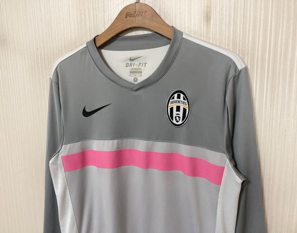 나이키 11-12 유벤투스 트레이닝 유니폼/져지 S(95) 상품이미지6