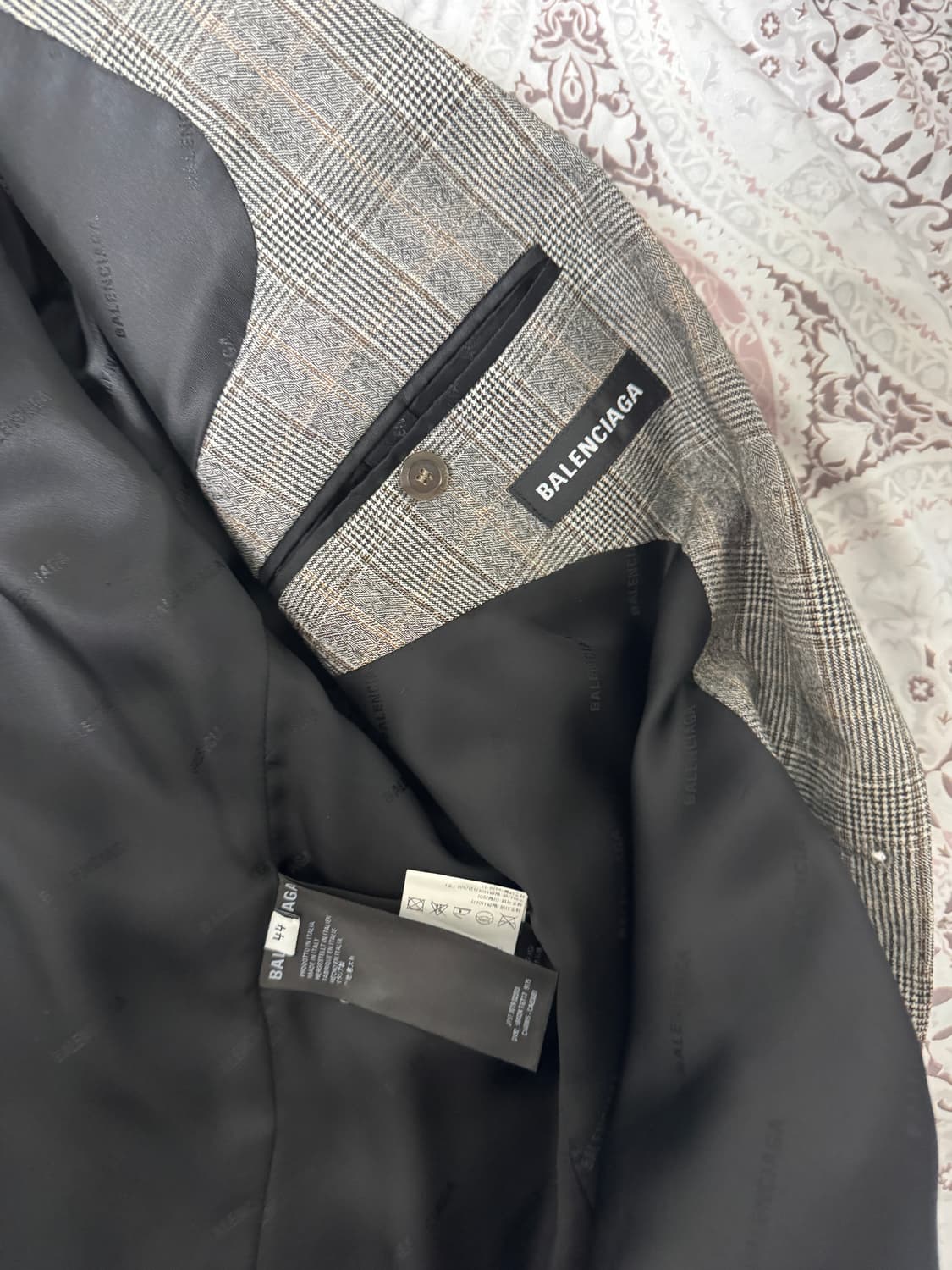 정품 발렌시아가 로고 워시드 체크 블레이저 자켓 상품이미지6