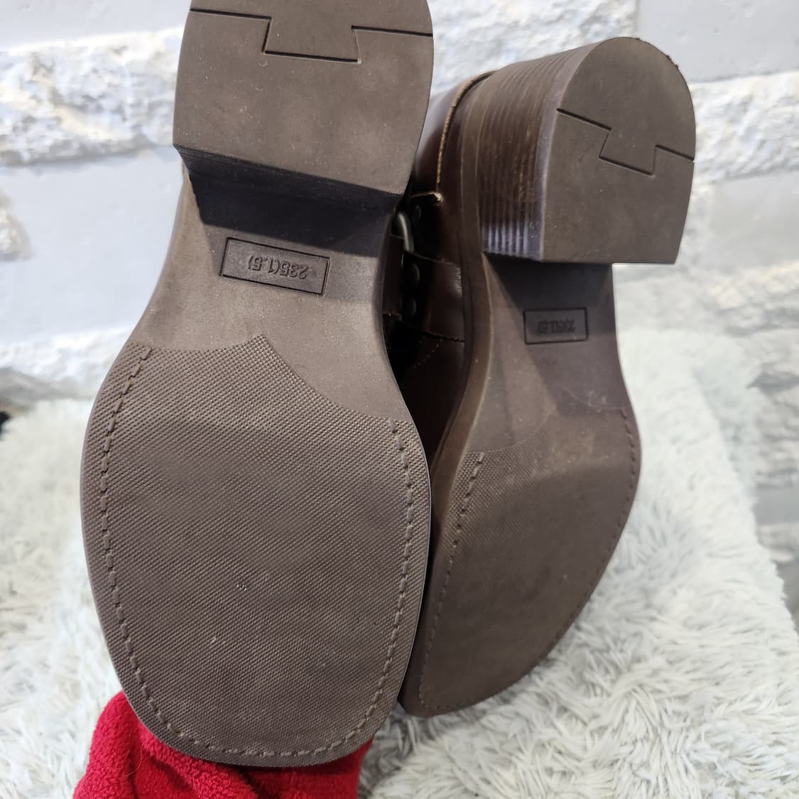 브라운 하네스 미들부츠 / 빈티지 무드 / 버클 디테일
235 상품이미지6