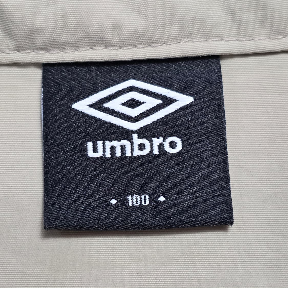 0141 엄브로 UMBRO 하프집업 아노락 반팔 바람막이 L 공용 상품이미지8
