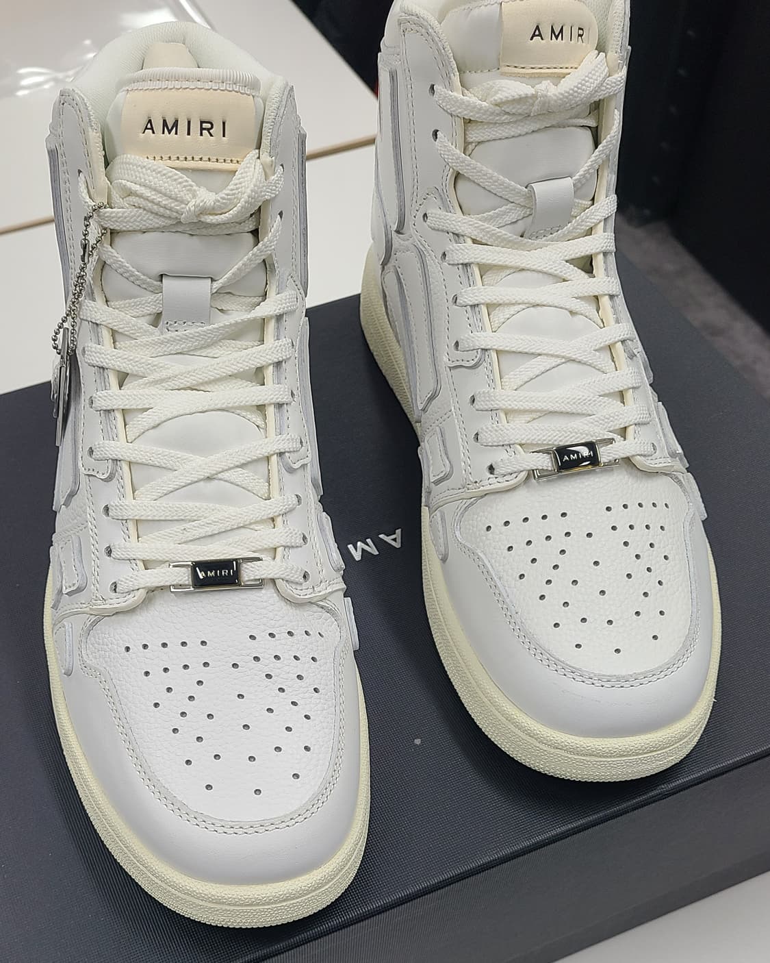 아미리 amiri 하이탑 스니커즈 사이즈43 상품이미지1