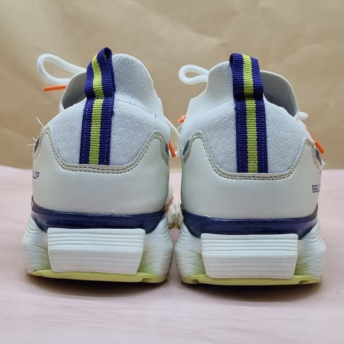 벨롭 티바트 2.0 운동화265 상품이미지4