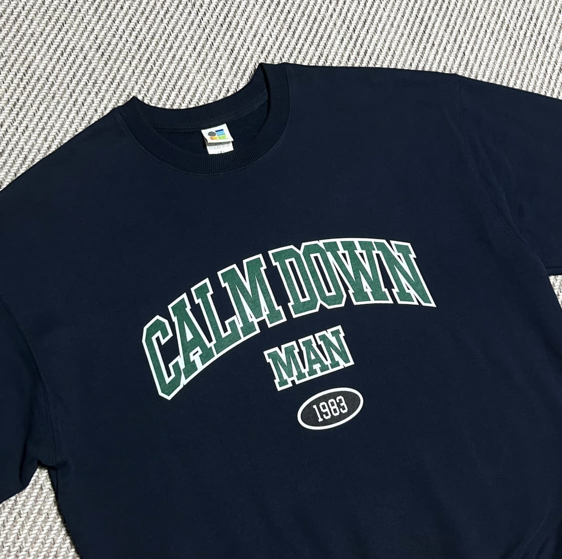 [XL] 침착맨 컴다운맨 네이비 맨투맨 상품이미지2