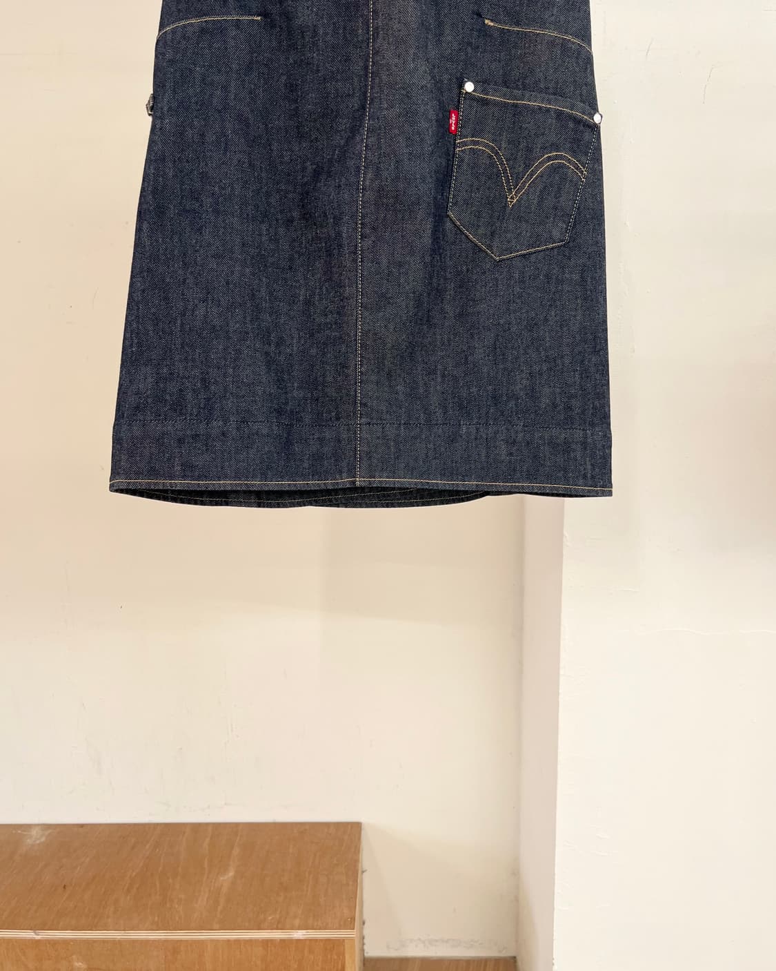 리바이스 블루 엔지니어드 데님 스커트 상품이미지6