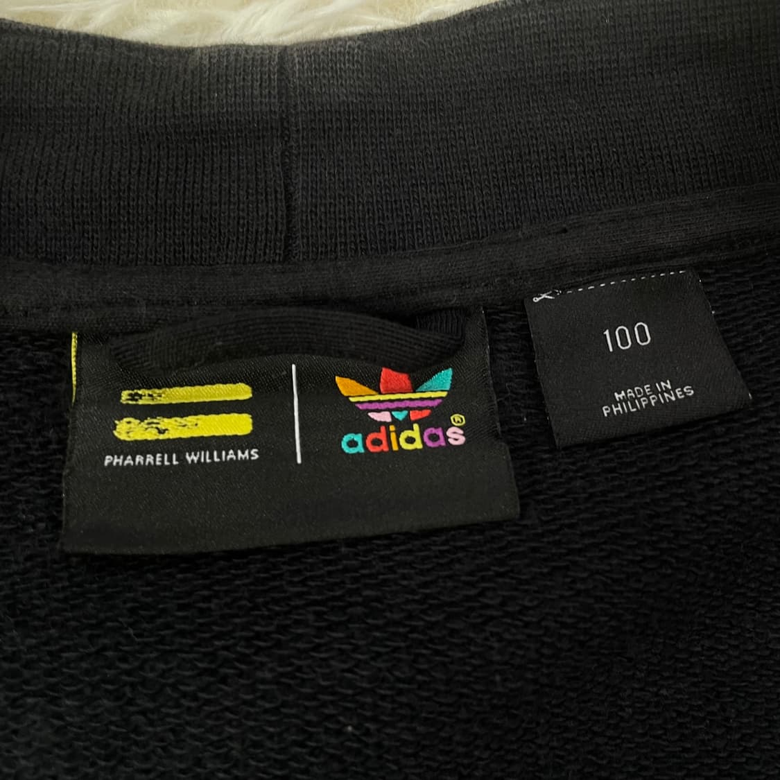 아디다스 x 퍼렐윌리엄스 데이지 스웻 가디건 블랙 상품이미지3