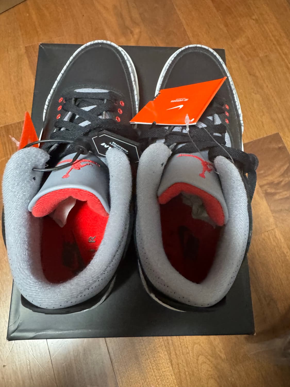 정품새제품 2024 나이키 조던3 블랙시멘트 270mm 상품이미지5