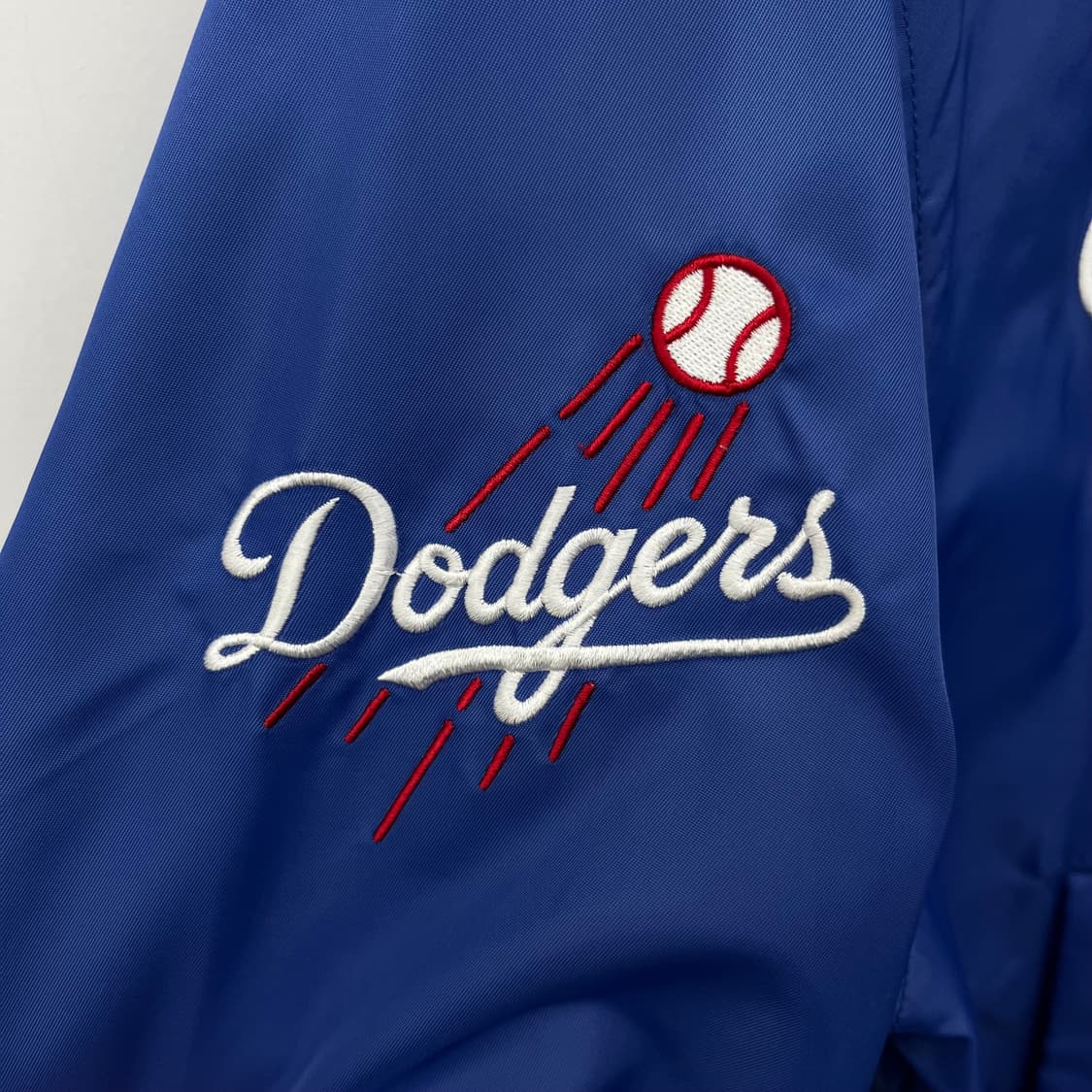 뉴에라 LA 다저스 블루종 자켓 M 상품이미지4