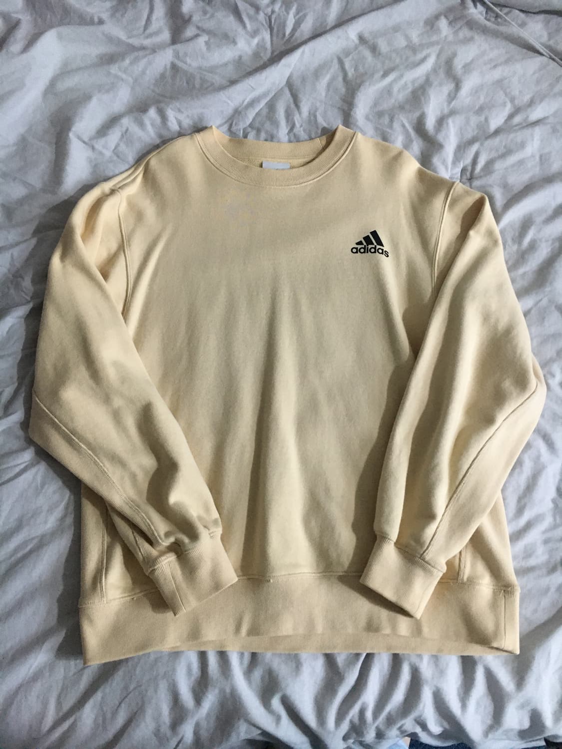 아디다스 크림 베이지 맨투맨 상품이미지1