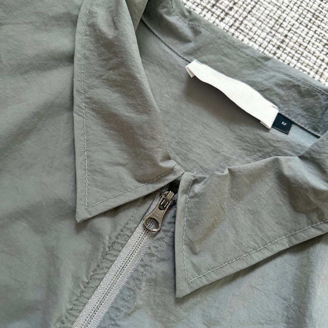 Amomento Sheer Zip-Up Shirts Grey 상품이미지3