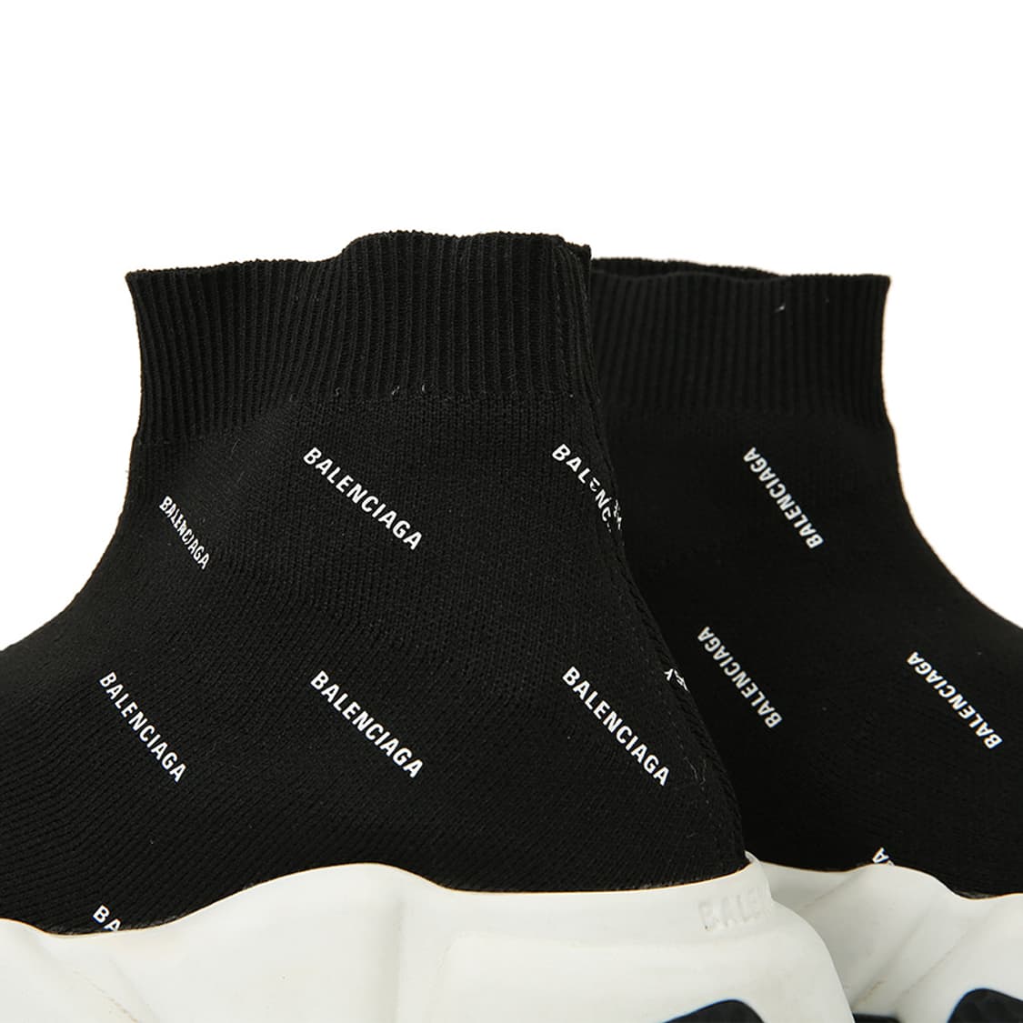 발렌시아가 스피드러너 블랙 로고 삭스 스니커즈 567035 상품이미지9