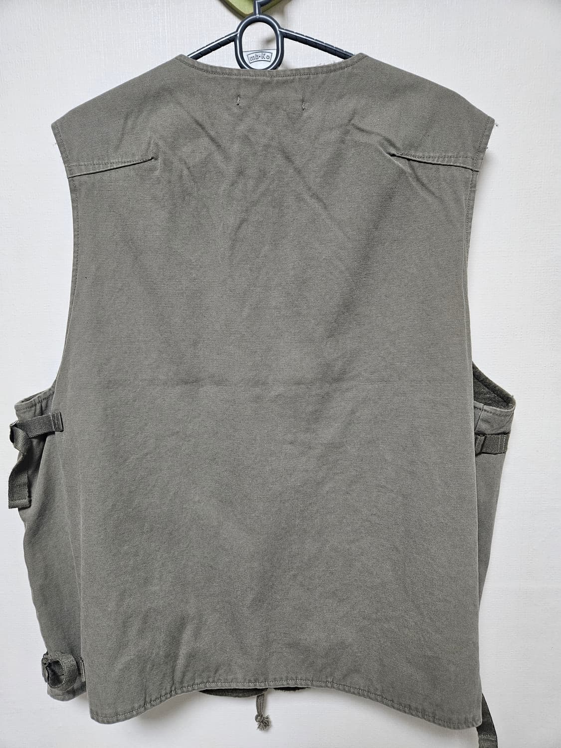 [3] 타임리스스포츠웨어 덱베스트 카키 상품이미지3