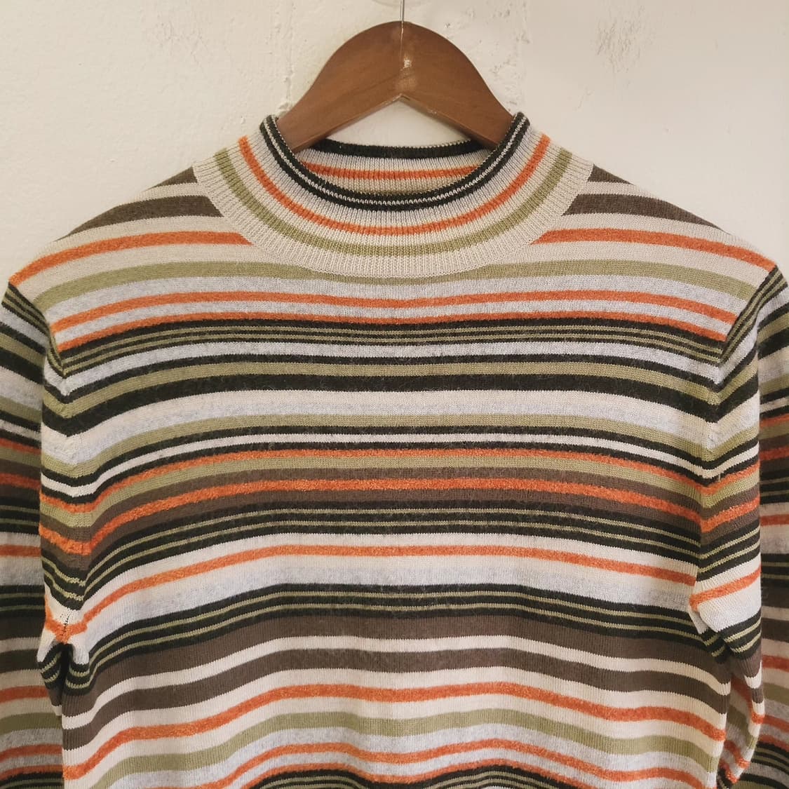 LB 스트라이프 모크넥 니트티 상품이미지3