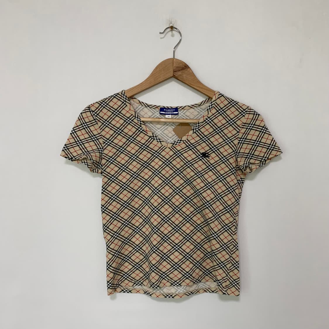 버버리 블루라벨 브이넥 노바 체크 반팔 크롭 슬림 딱붙 빈티지 티셔츠 상품이미지1