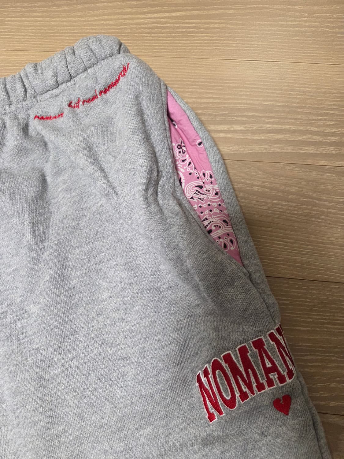 노맨틱 헤비 웨이트 유니크 포켓 디테일 저지 팬 츠 그레이 상품이미지7