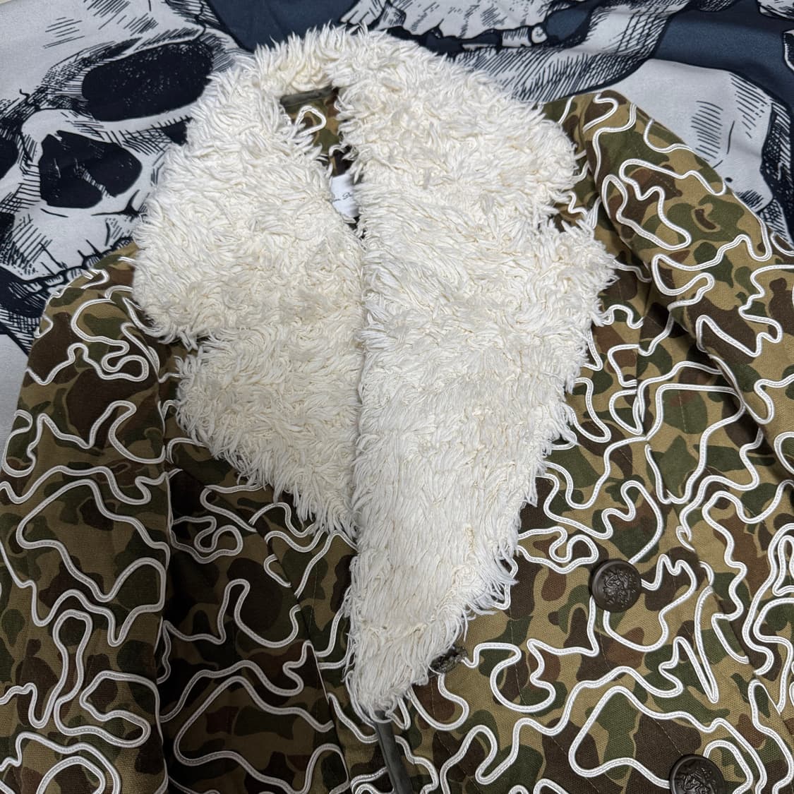 줄리앙데이비드 퍼시어링 카모자켓 여성 S사이즈 상품이미지2