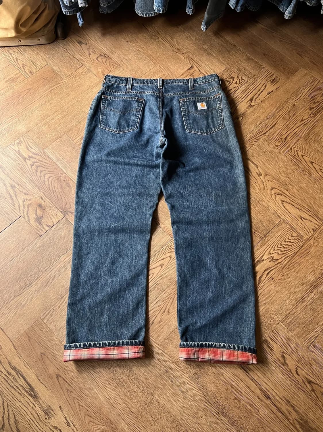 [34]칼하트 USA 체크 라이닝 워크 데님 팬츠 상품이미지1