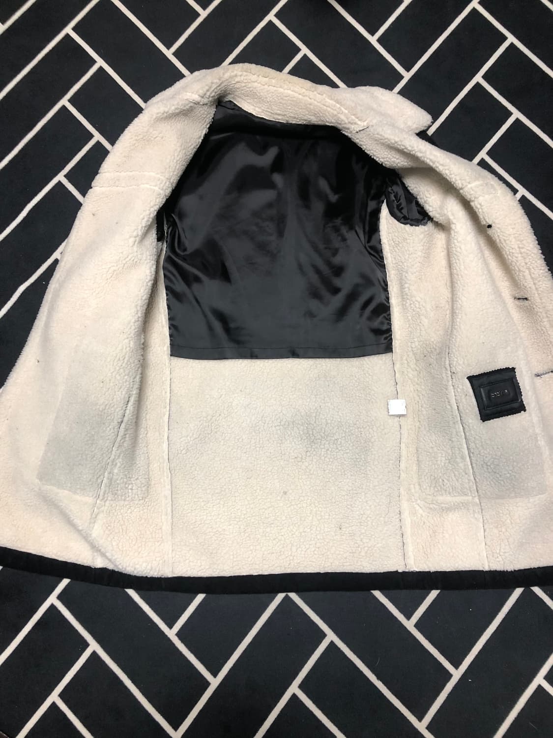 (80%할인중)시스템옴므 프리미엄 무스탕 코트/톰브라운 샤넬 스톤에르메스 상품이미지5