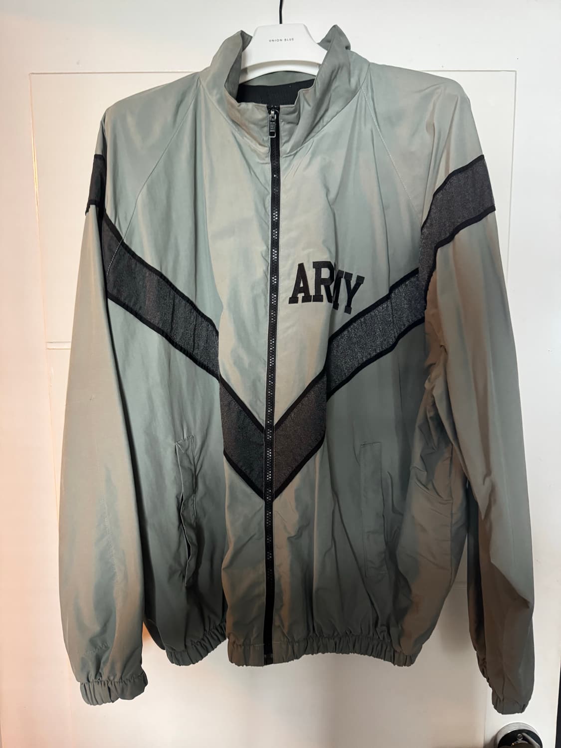 미군 오리지널 ipfu 트레이닝 자켓 Large Regular 황금사이즈 상품이미지1