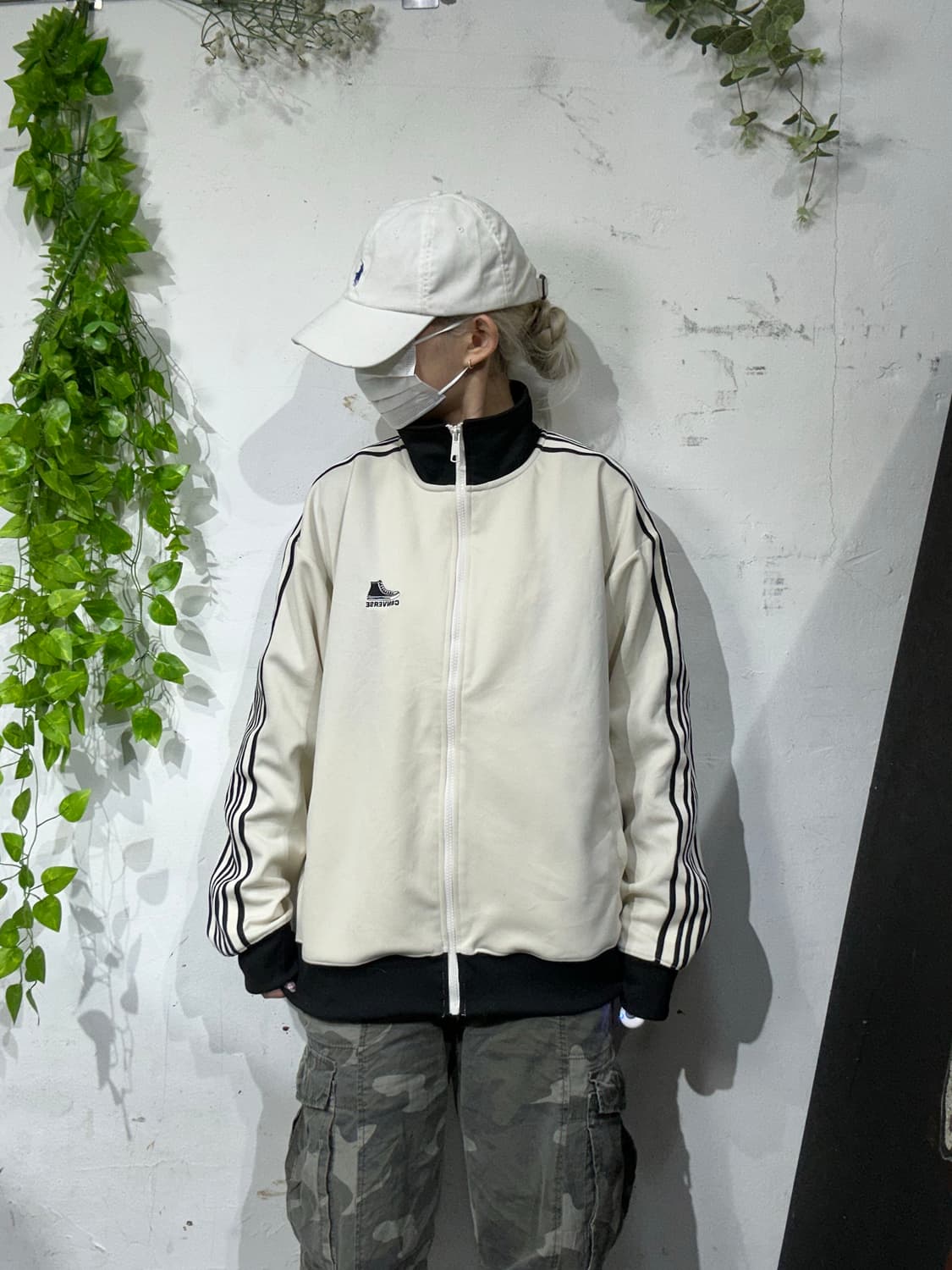 컨버스 일본판 아이보리 블랙 사이드 라인 트랙탑 져지 L 상품이미지2