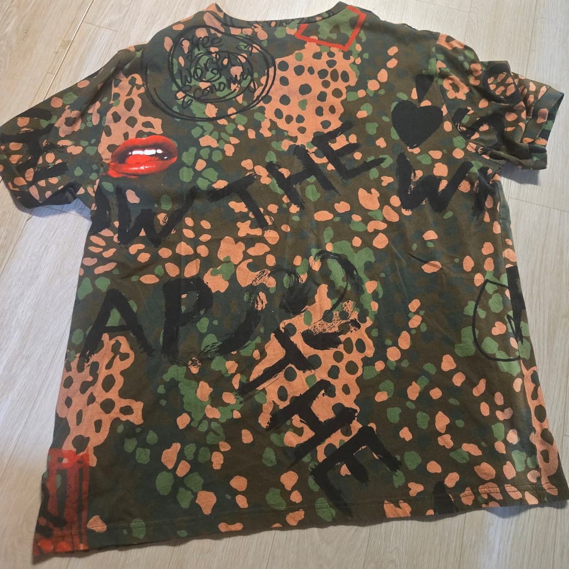 비비안웨스트우드 반팔 상품이미지2