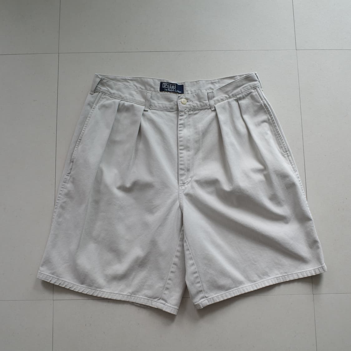 90s 폴로 랄프로렌 어센틱 사각탭 투턱 치노쇼츠 상품이미지2