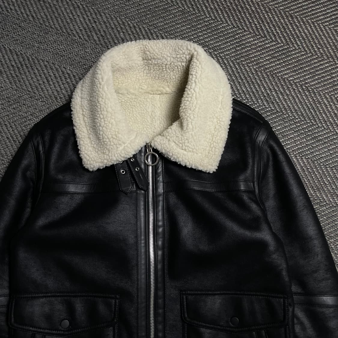 SIEG 지이크 미니멀 하이넥 시어링 무스탕 자켓o 5276 상품이미지4