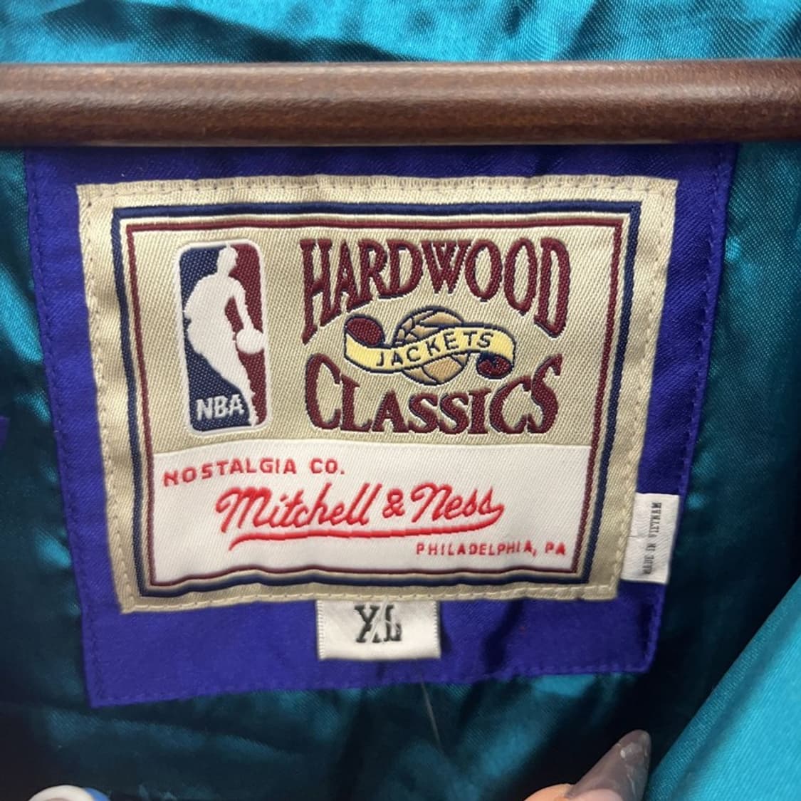 미첼앤네스 올드스쿨 레트로 키치 샬럿호네츠 바시티 자켓 XL C07859 상품이미지5