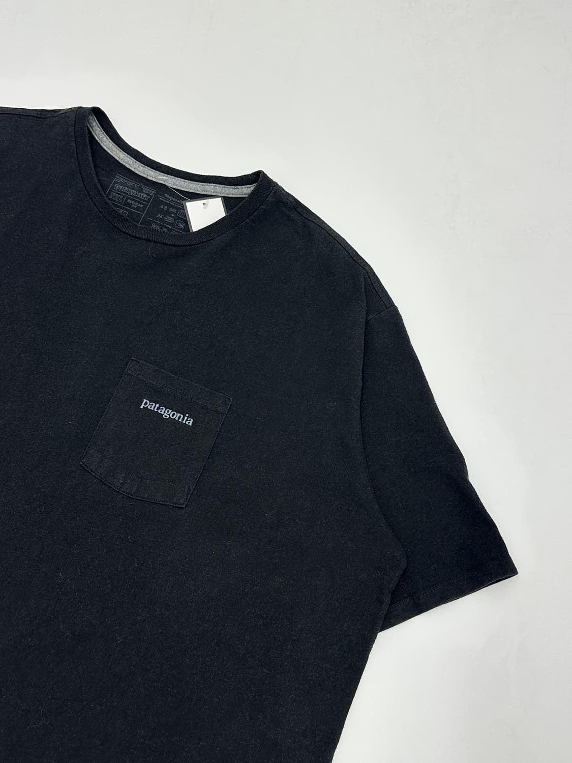 파타고니아 백프린팅 반팔티셔츠  상품이미지2