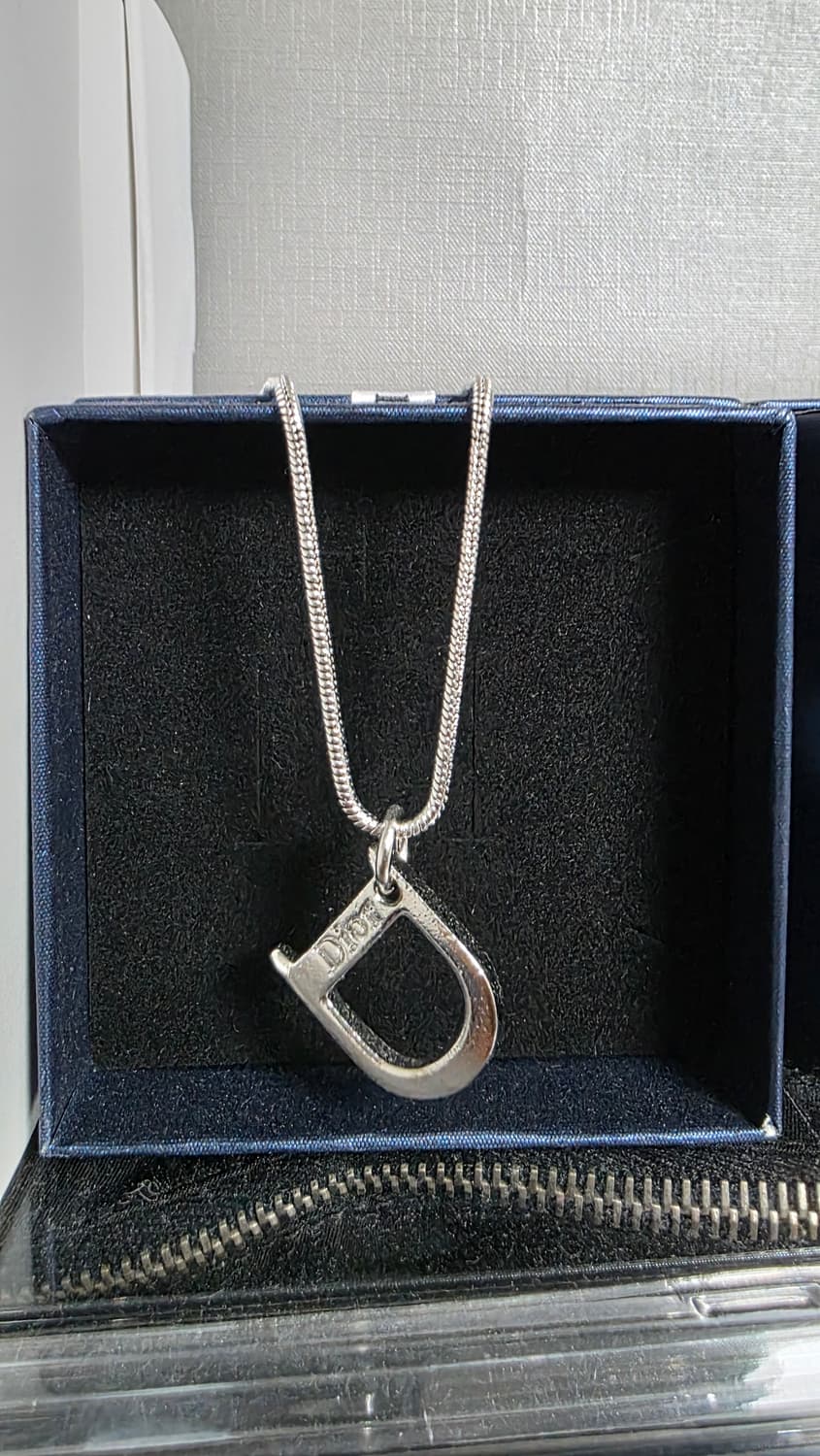 디올 D링 목걸이 상품이미지1