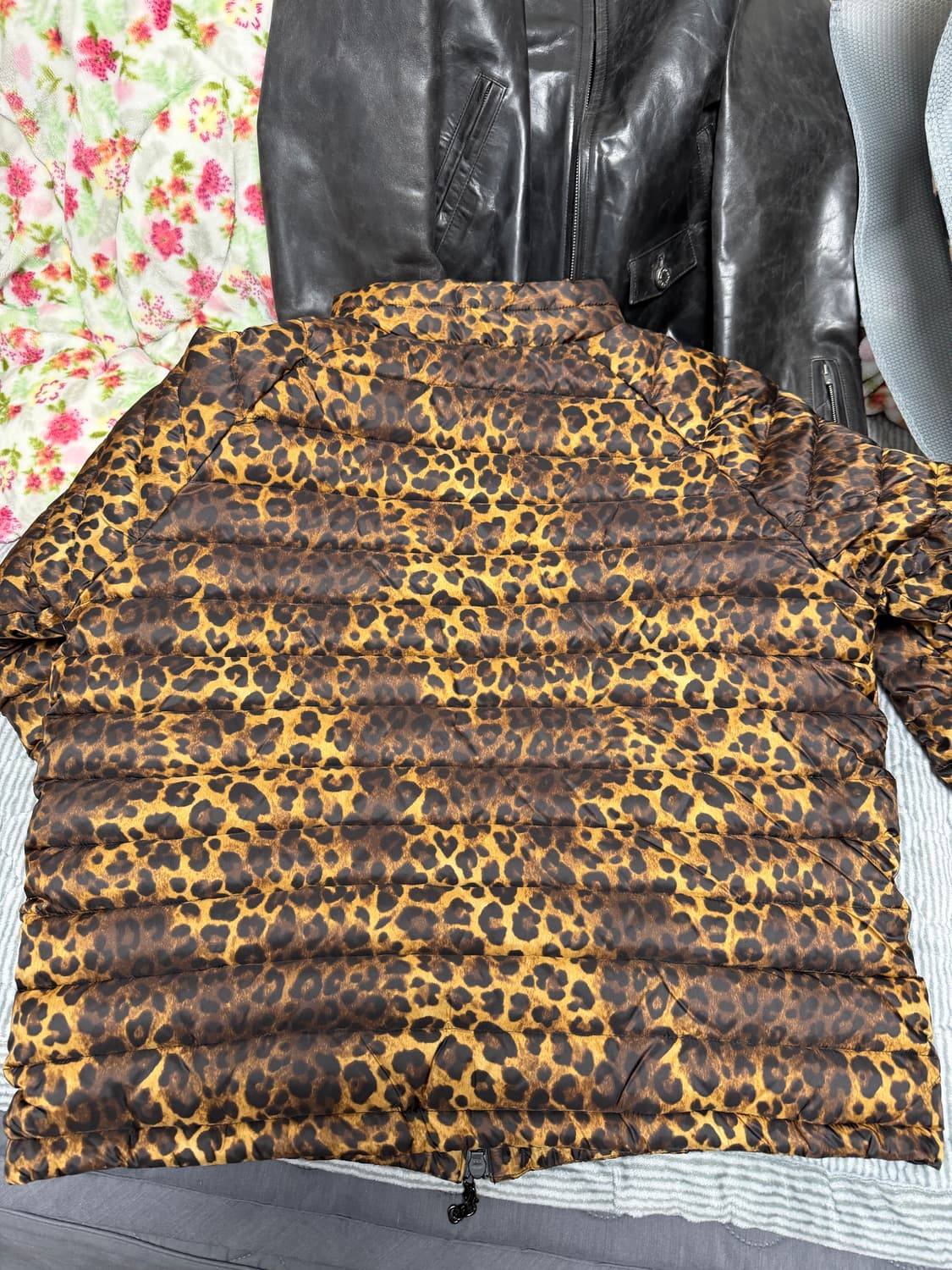 (1) 언더마이카 레오파드 경량 패딩 상품이미지4
