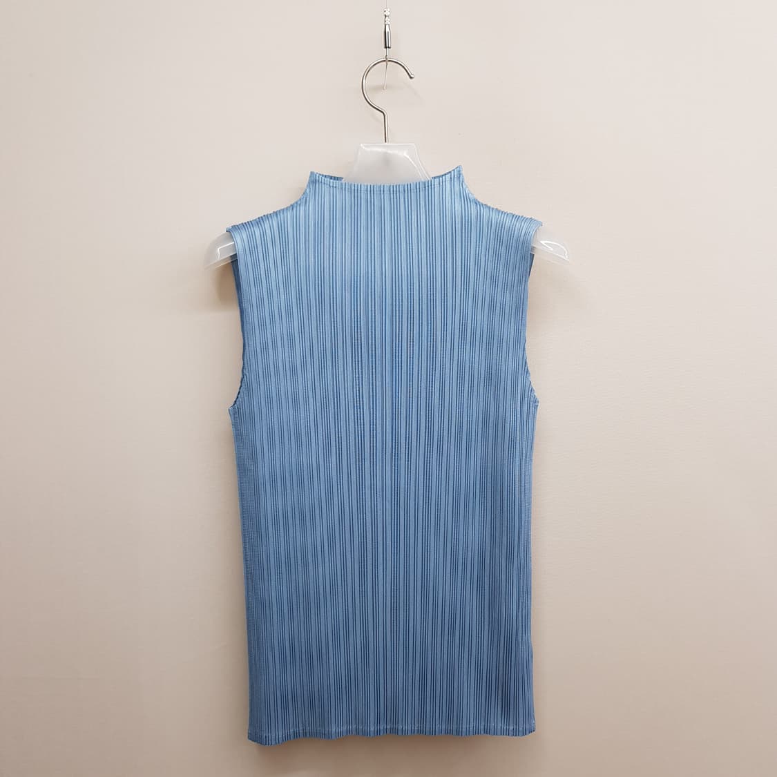 이세이미야케 플리츠 슬리브리스 블라우스 F사이즈 상품이미지1