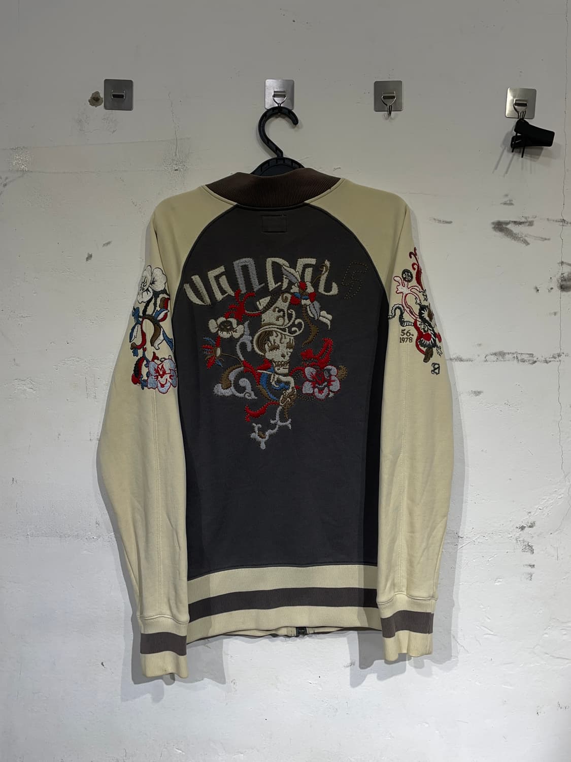 디젤 벤덜스 아카이브 오리엔탈 면 집업 해골 자수 스카쟌 M 상품이미지8