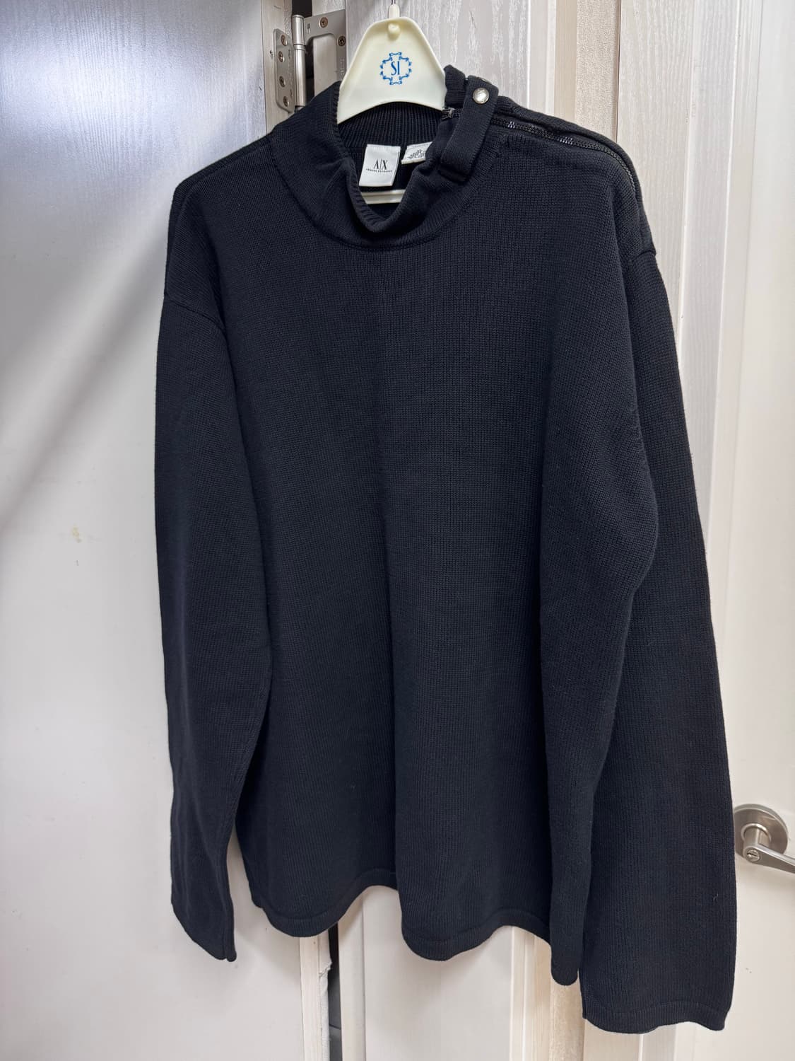 알마니 익스체인지 검정 니트 롱슬리브 상품이미지7