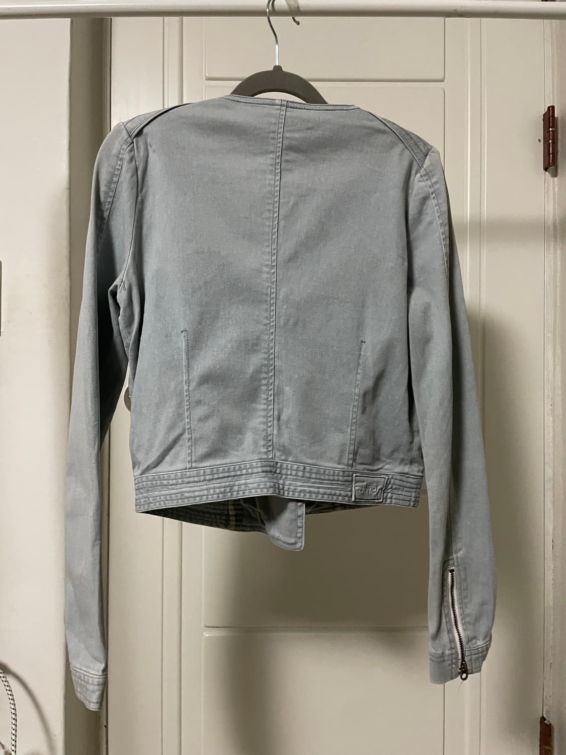 아떼 바네사브루노 코튼 데님 라이더 자켓 상품이미지3