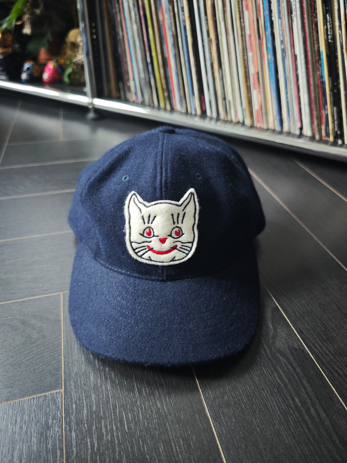 이벳필드 고양이 자수 울캡 상품이미지2