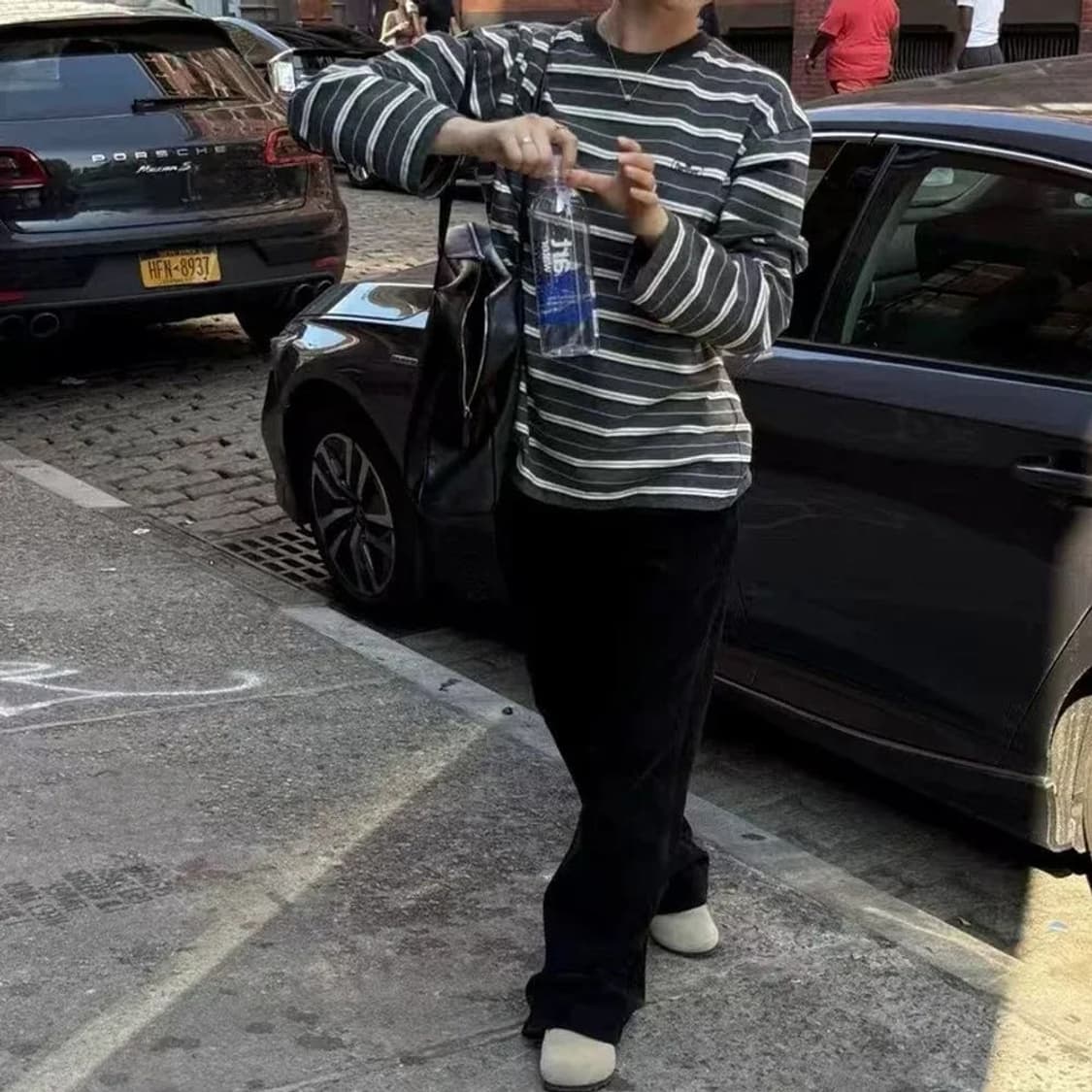 더바넷 랭 스트라이프 긴팔 티셔츠 상품이미지2