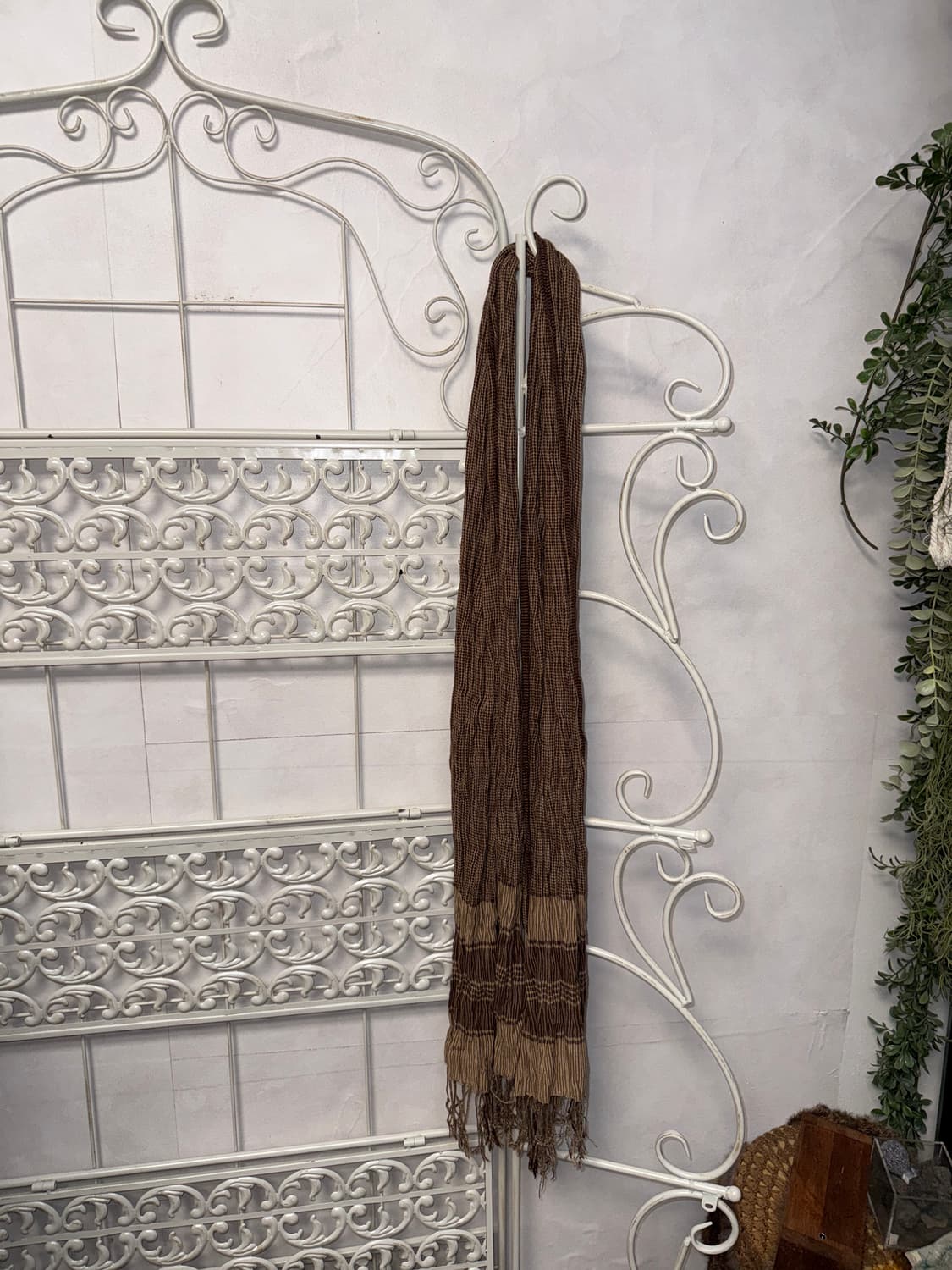 Beige brown check pleats maxi muffler 상품이미지4