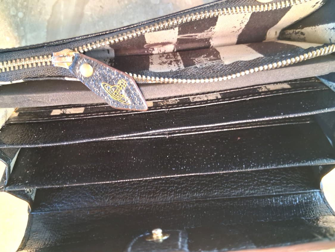 비비안웨스트우드 일본판 동전장지갑
 상품이미지7