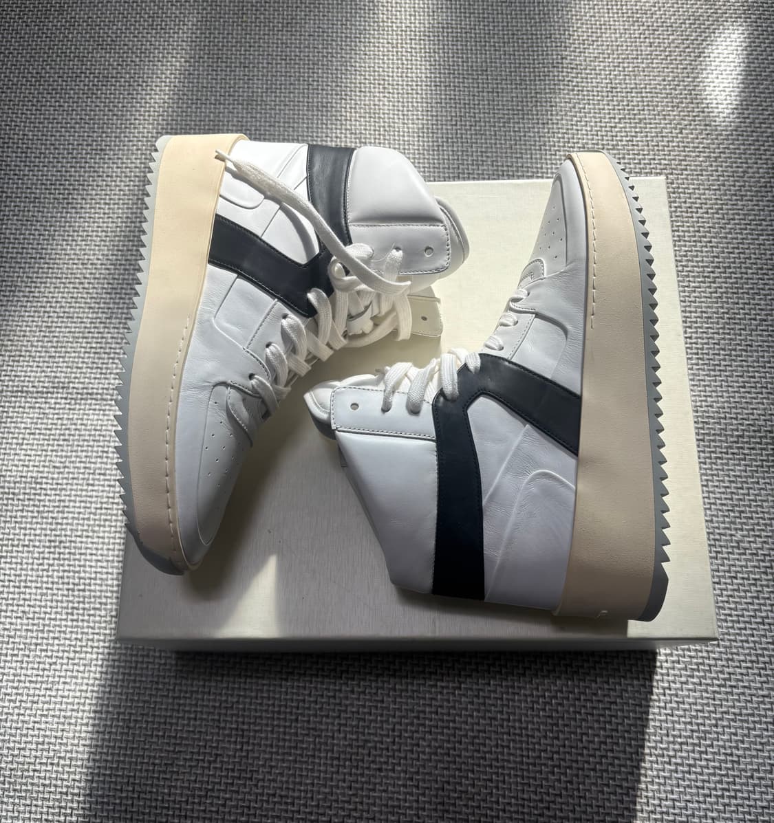 피어 오브 갓 하이탑 스니커즈 41사이즈 상품이미지2