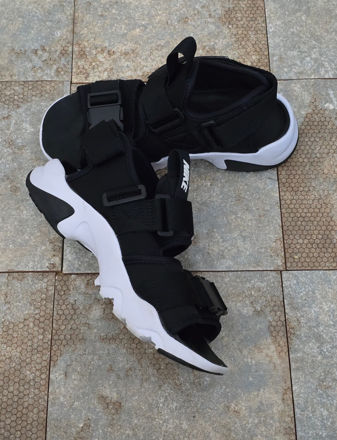 (220)나이키 캐년 블랙 샌들 샌달 상품이미지4