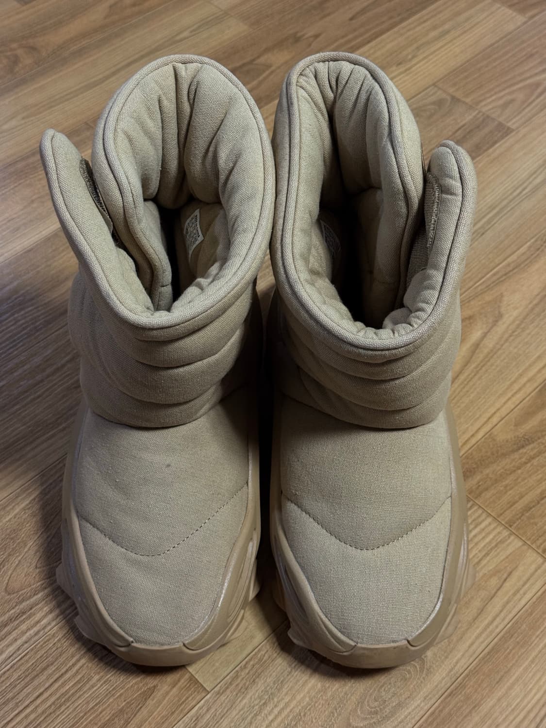 yeezy nsltd 부츠 265 / 8.5사이즈 상품이미지10