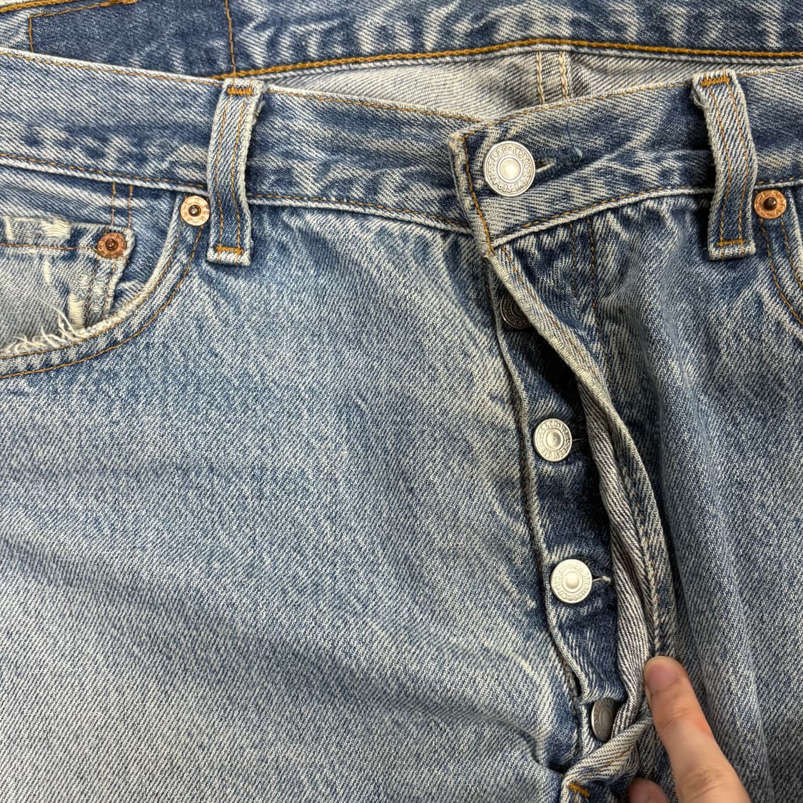 90s Levi’s usa 501 연청 Distressed 상품이미지5