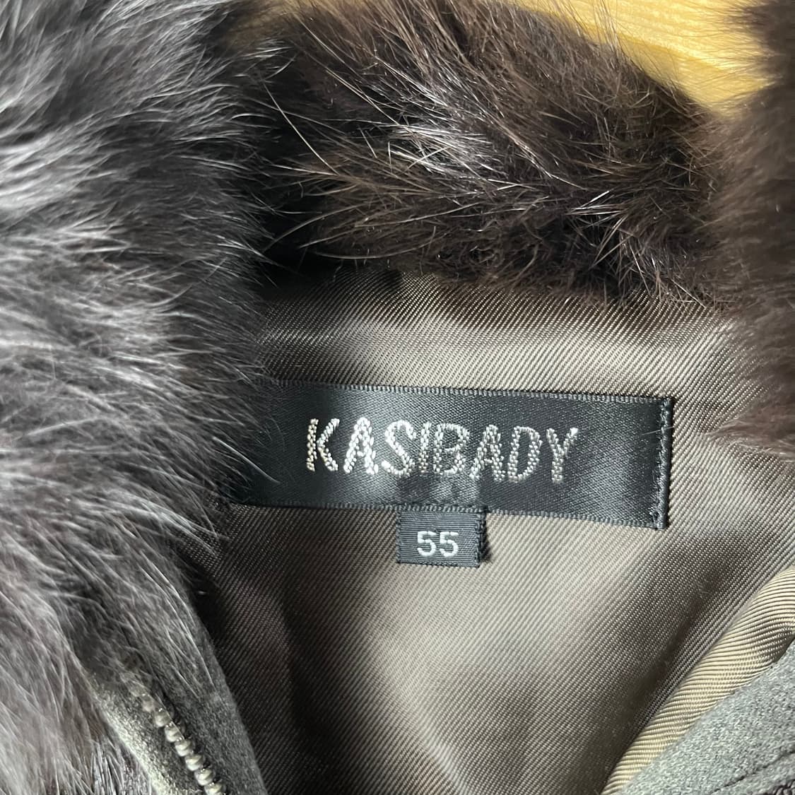 [KASIBADY] 카시바디 폭스/래빗퍼 집업 베스트 상품이미지4